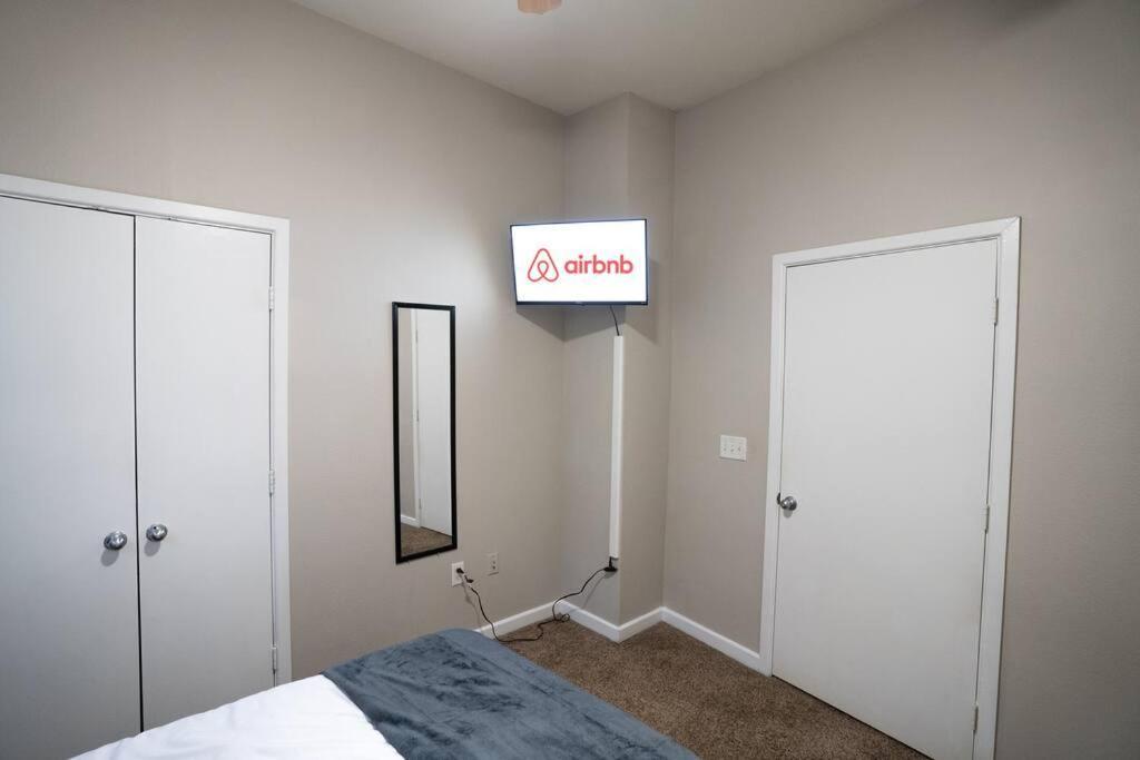 Comfortable 1-bedroom In The Heart Of Apartamento *