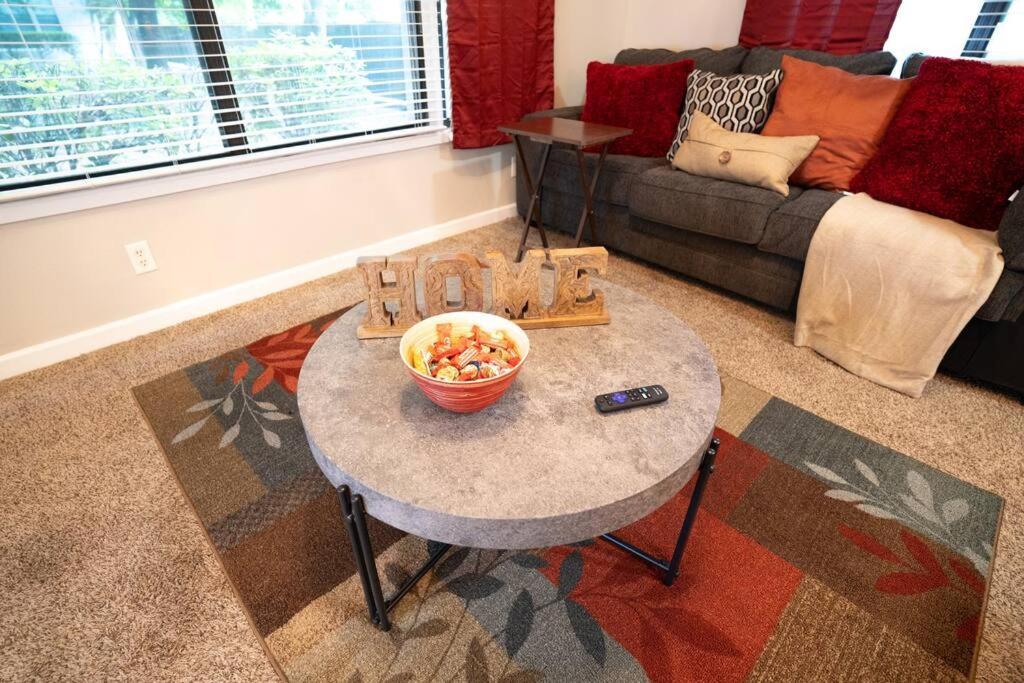 Comfortable 1-bedroom In The Heart Of Apartamento